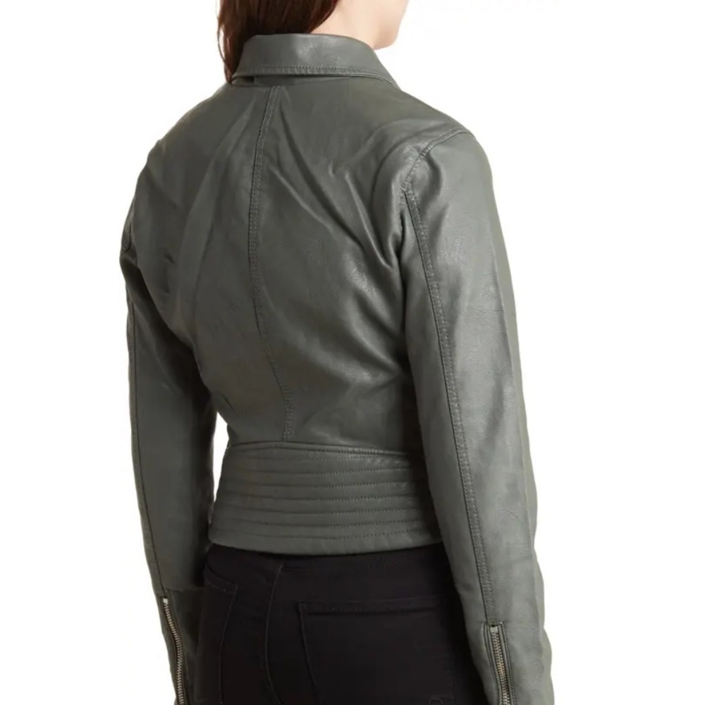 BLANK NYC VEGAN LEATHER MOTO JACKET SIZE MEDIUM EUC - Picture 3 of 10